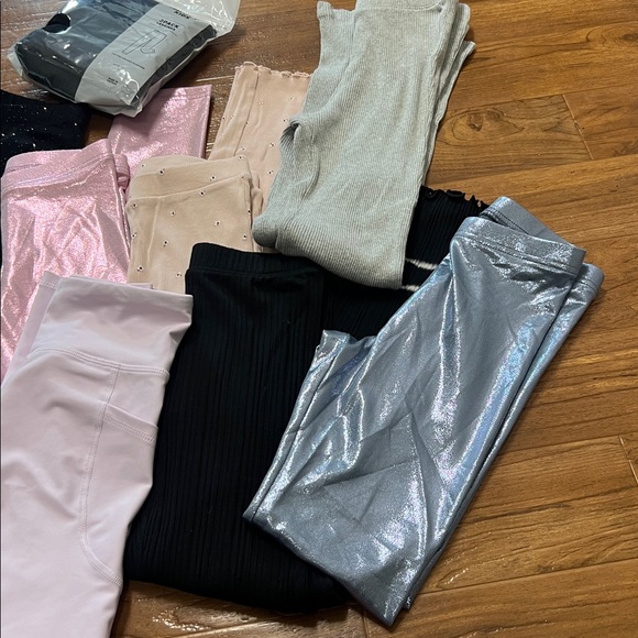 Leggings and flare pants bundle - Picture 2 of 5